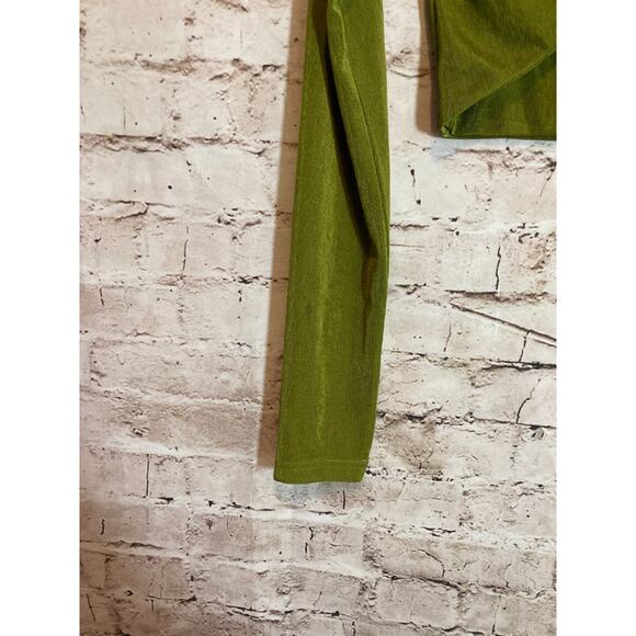 Peppermayo Crop Top Womens 6 Pea Green Slinky Tie Front Ruched Cropped Boho - Picture 5 of 15